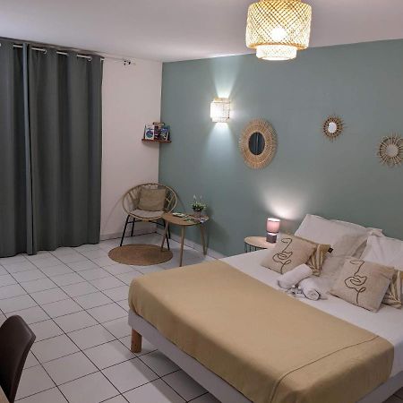 Topaze Pei Bellepierre Proximite Immediate Chu, Inspe Saint-Denis Exterior foto